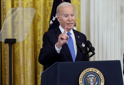Biden says Putin's actions on Ukraine are sign he's struggling