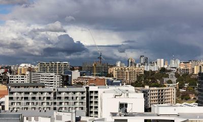 Renting to the highest bidder: calls for federal laws to ban practice amid Australia’s cost-of-living crisis