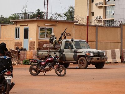 Burkina Faso army captain announces overthrow of government