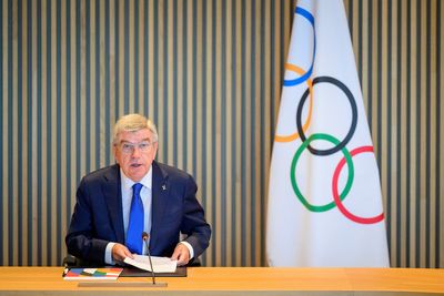 Olympics-Russian athletes who do not back invasion of Ukraine could return to competing - IOC president