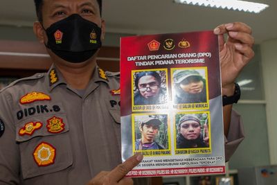 Indonesian police kill militant suspected in farmers' deaths