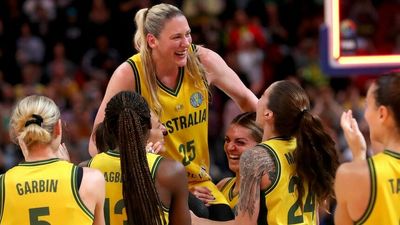 Lauren Jackson ends Opals career on a high as Australia claims FIBA World Cup bronze, USA defends title