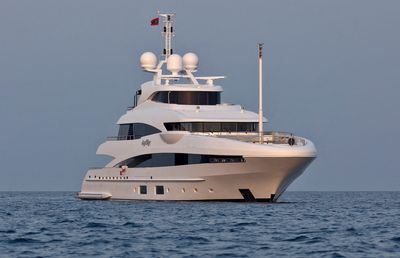 Superyacht linked to sanctioned Russian on sale for 29.5 million euros