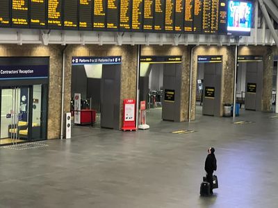 ‘Government plans to close all rail ticket offices,’ claims RMT boss