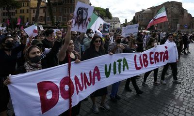 ‘Women, life, liberty’: Iranian civil rights protests spread worldwide