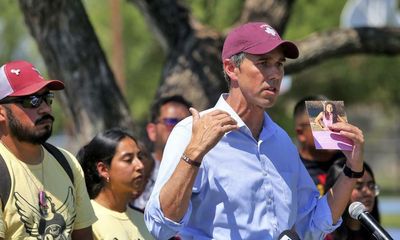 Uvalde families stand with Beto O’Rourke amid Republican silence on gun reform