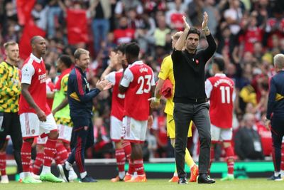 Arteta lauds ‘hungry, humble’ Arsenal as Conte rails at refereeing standards