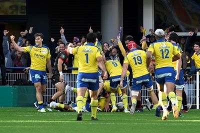 Raka hat-trick helps Clermont past Lyon