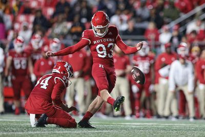 Rutgers kicker Jude McAtamney whiffs on second-half kickoff against Ohio State