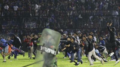 174 Dead After Fans Stampede to Exit Indonesian Soccer Match