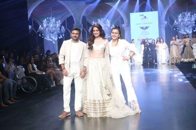 Vidya Malavade looks like a princess on the ramp at BTFW 2022