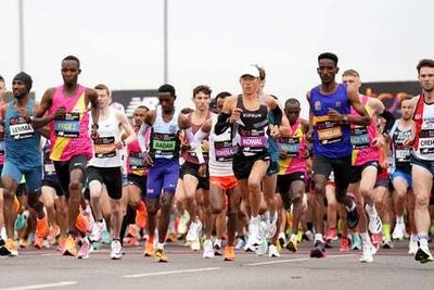 London Marathon 2022: Race begins as capital welcomes 42,000 runners