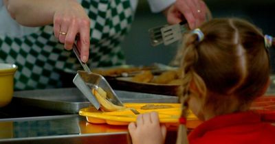 How to get free school meals in Glasgow as cost of living crisis continues