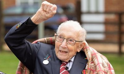 Climate activist defaces memorial to Captain Sir Tom Moore