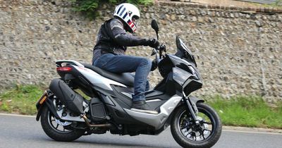 Perfect scooter for an urban adventure: Aprilia SR GT 125 review