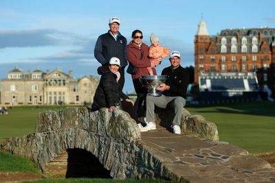Ryan Fox wins 2022 Alfred Dunhill Links Championship at St. Andrews with late team partner on his mind