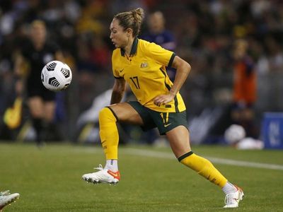 Injury fears for Matildas' Kyah Simon