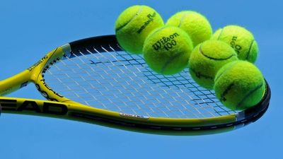 Tennis coach shortage in regional Victoria forces Swan Hill and other clubs to go without