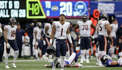 Halas Intrigue, Episode 242: Giant questions about Justin Fields