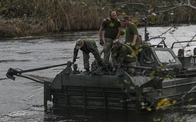 Ukraine war – live: Russian forces ‘fully cleared’ in Lyman, says Zelensky