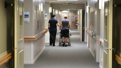'Secret' report handed to former government predicts shortage of 100,000 carers within five years
