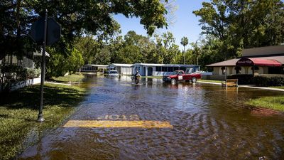 Central Florida floodwaters rising after Hurricane Ian unleashed "unprecedented rainfall"