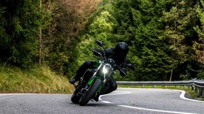 Benelli Updates The 752S Naked Bike With New Colors In Italy