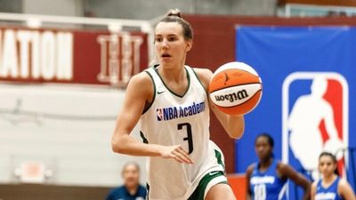 Basketballer Sienna Lehmann on path from young regional star to green and gold success