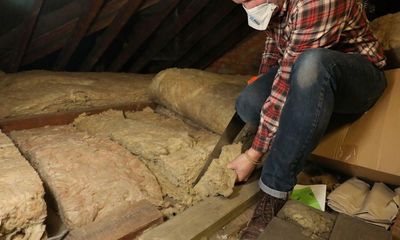 Not too late to insulate homes this winter, says Lord Deben