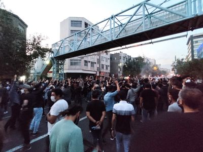 Riot police raid Iran’s Sharif University after student protest