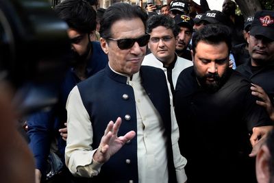 Pakistan court accepts ex-PM Khan's apology in contempt case