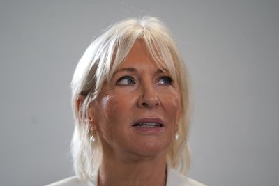 Nadine Dorries calls on Liz Truss to hold a general election