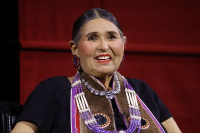 Sacheen Littlefeather, Indigenous actress who refused Oscar, dies