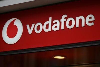 Vodafone, Hutchison in talks to merge UK ops