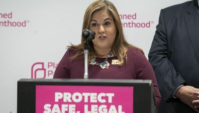 Planned Parenthood to launch its first mobile abortion clinic in southern Illinois within next few months