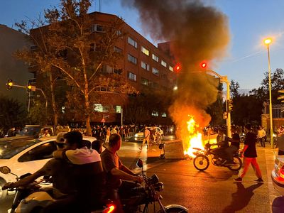 White House criticizes crackdowns on peaceful protests in Iran