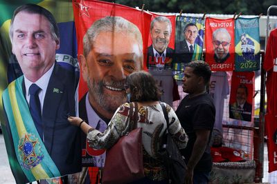 Brazil run-off likely to be a close race, says Moody's