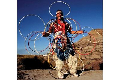 Acclaimed Native American flute player, hoop dancer has died