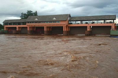 Floods hit Chiang Mai hotels