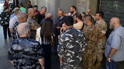 Depositors Storm 4 Lebanese Banks, Demanding Their Own Money