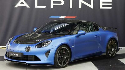 2023 Alpine A110 R Debuts As Hardcore Version With Carbon Fiber Wheels