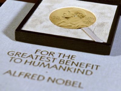 3 scientists share Nobel Prize in physics for their work on quantum information