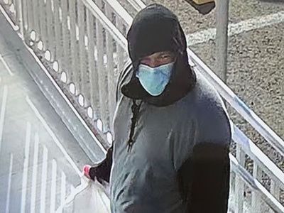 California police hunt armed man who kidnapped family of four