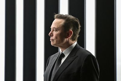 Kremlin welcomes Elon Musk proposal for Ukraine settlement denounced by Kyiv