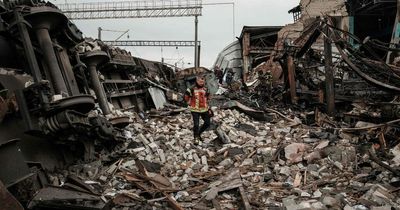 Russians flee Ukraine charge in annexed regions leaving dead comrades in streets