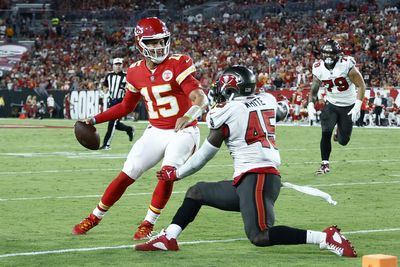 Former Chiefs WR Tyreek Hill praises Patrick Mahomes’ performance against Buccaneers