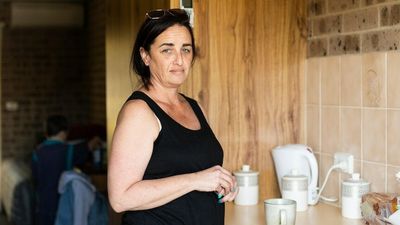 Rental shortage leaves Bega Valley family homeless, advocates call for more temporary housing