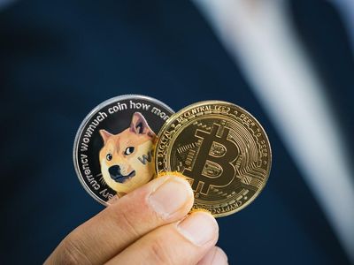 Dogecoin Outstrips Bitcoin, Ethereum — Analyst Says 'Relief Rally In Q4 is On The Horizon' For This Major Coin