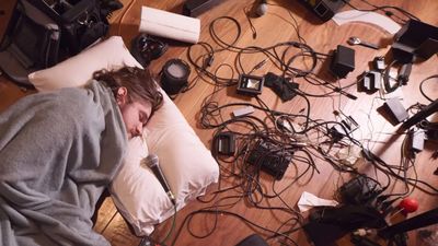 Apple Is Being Strong-Armed Into Changing To USB-C Phone Chargers In Europe Give It To Me RN