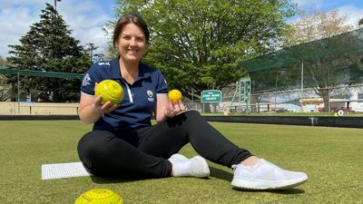 Tasmanian lawn bowls trailblazer Rebecca Van Asch announces retirement from competition